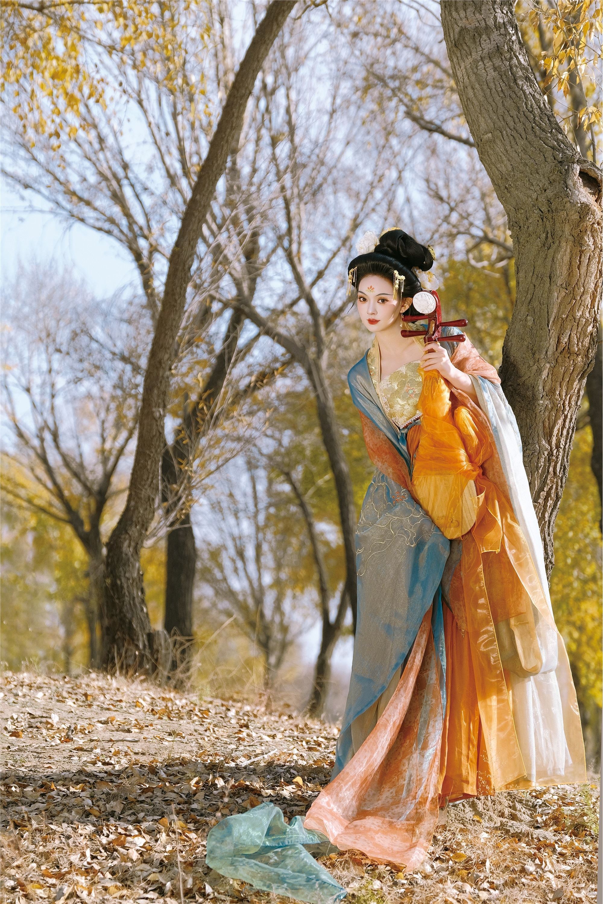 YITUYU艺图语 2025.01.22 金牡丹 秋秋